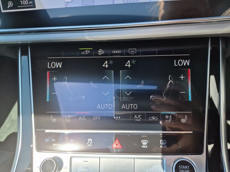 More views of Audi Q7