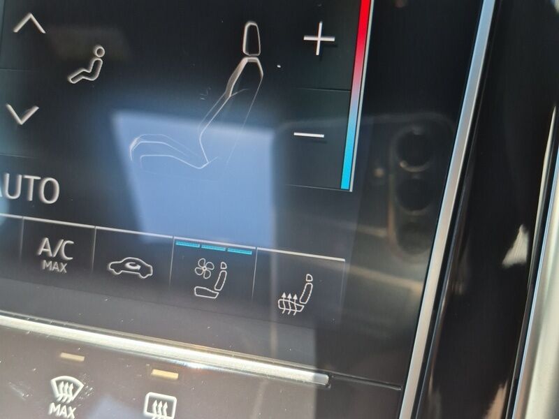 More views of Audi Q7