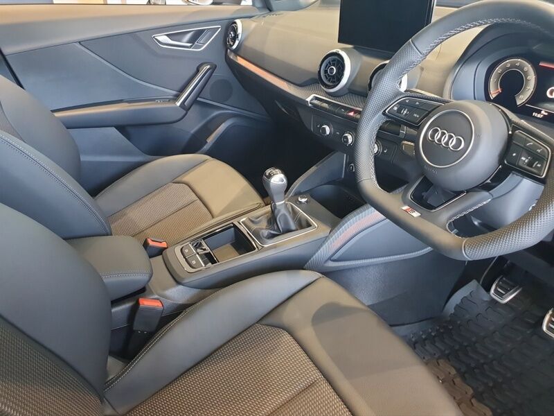 More views of Audi Q2