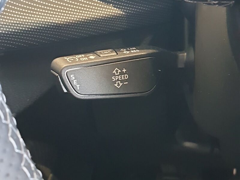 More views of Audi Q2