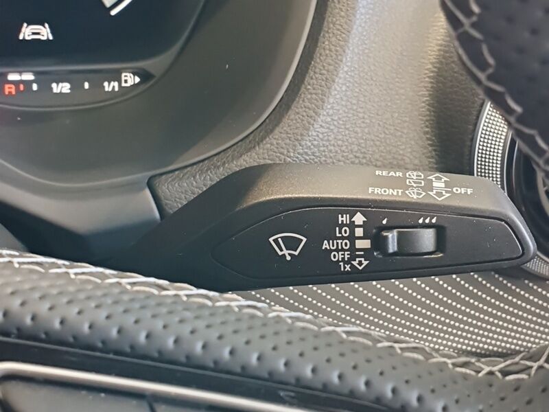 More views of Audi Q2