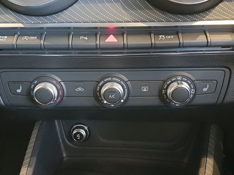 More views of Audi Q2