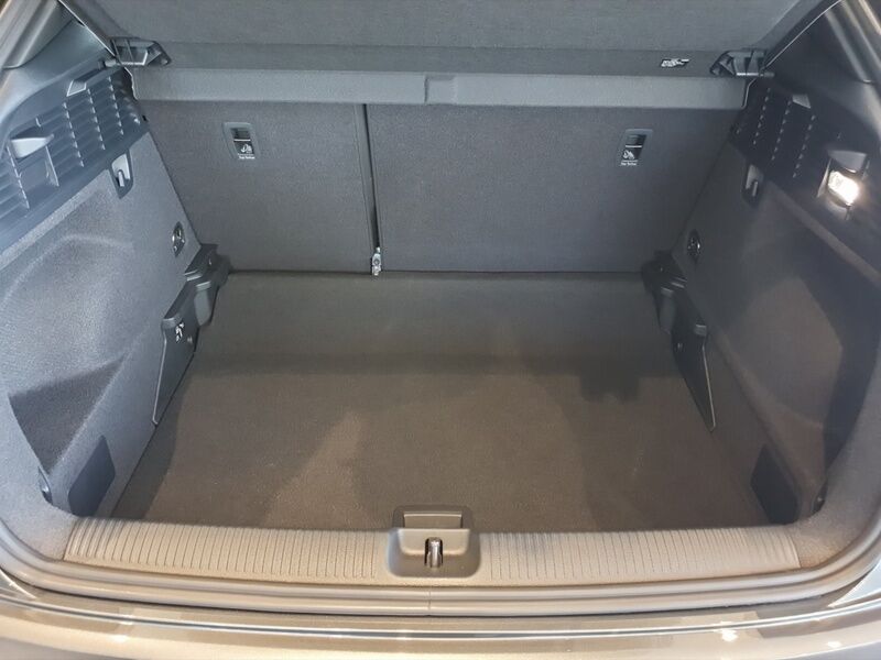 More views of Audi Q2