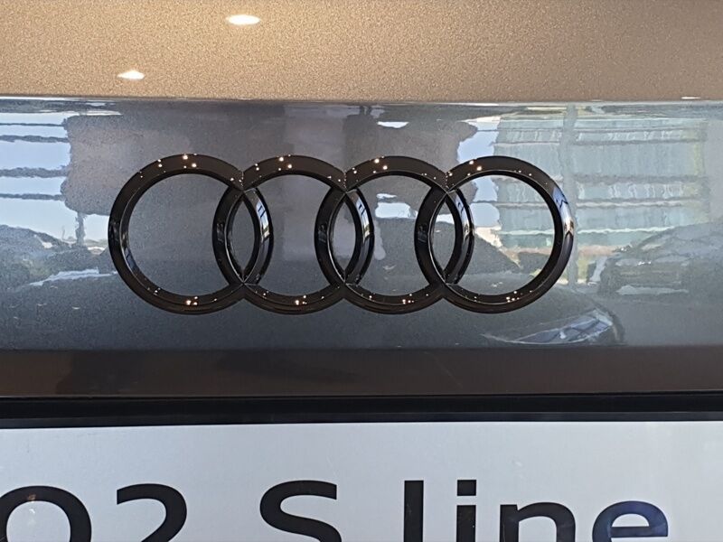 More views of Audi Q2