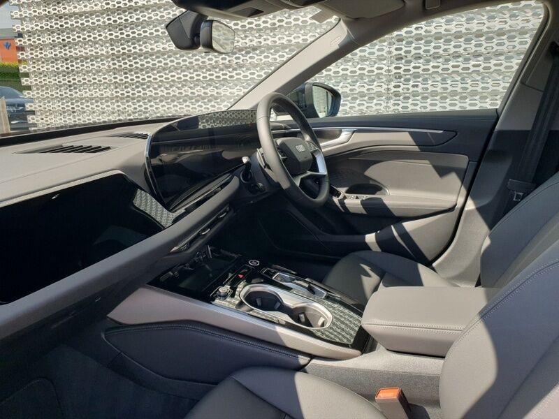 More views of Audi A6
