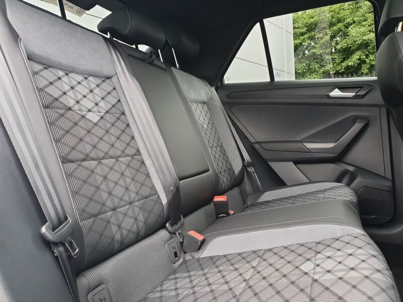 More views of Volkswagen T-Roc