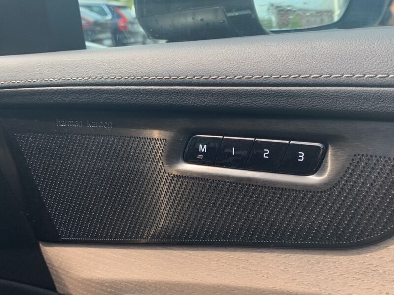 More views of Volvo XC90