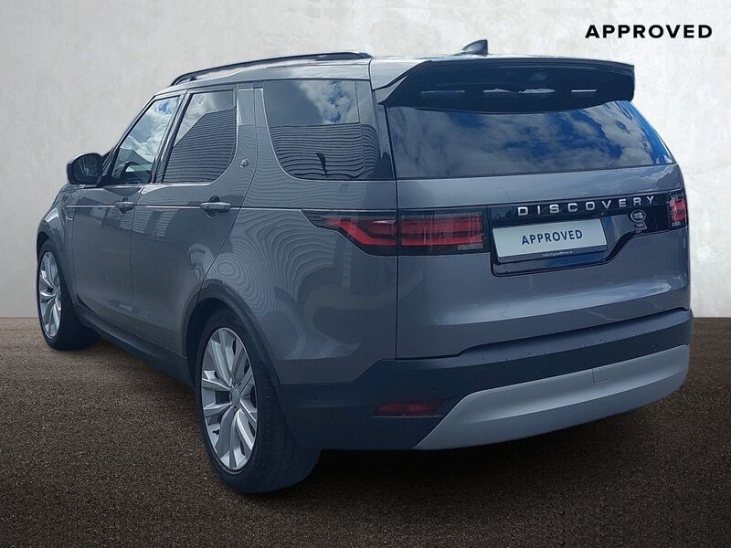 More views of Land Rover Discovery