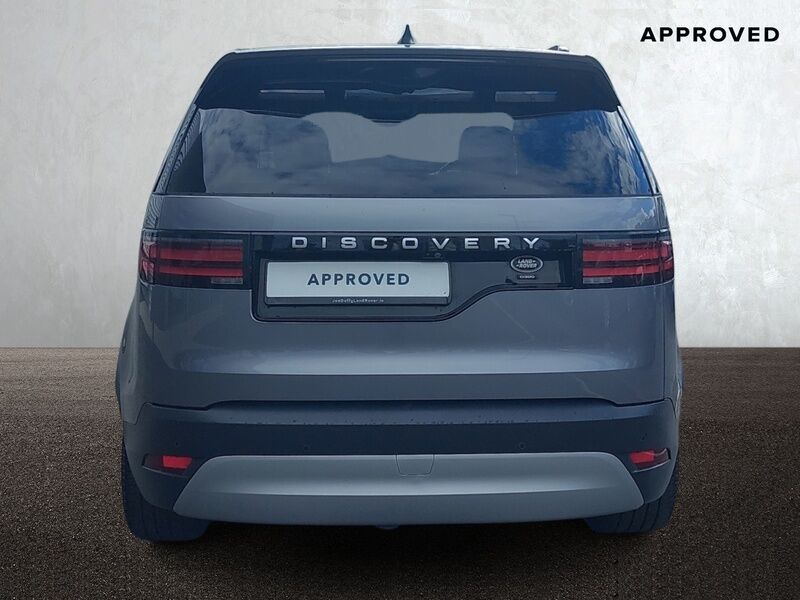 More views of Land Rover Discovery