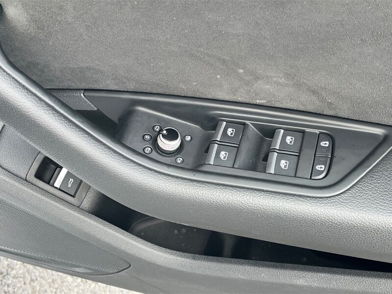 More views of Audi A4