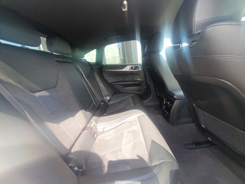 More views of BMW i4