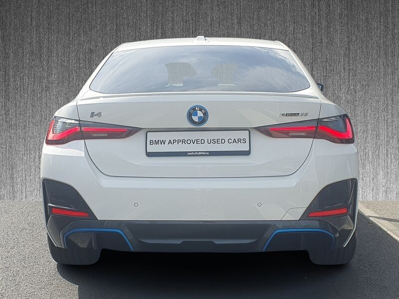 More views of BMW i4