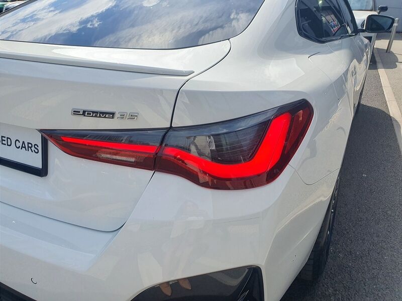More views of BMW i4