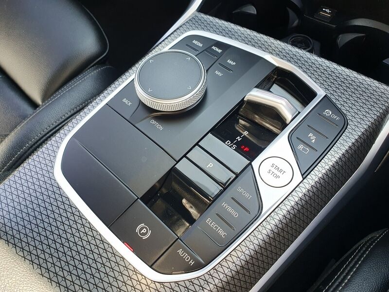 More views of BMW 3-Series