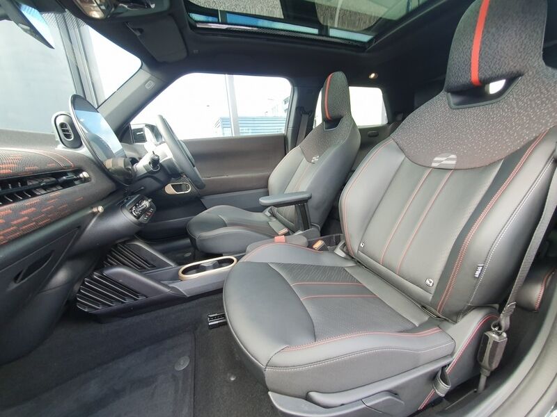 More views of Mini Cooper