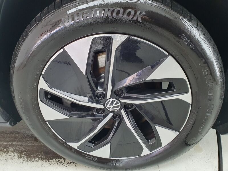 More views of Volkswagen ID.5