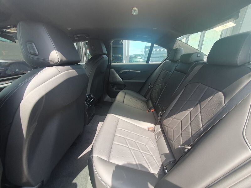 More views of BMW 5-Series