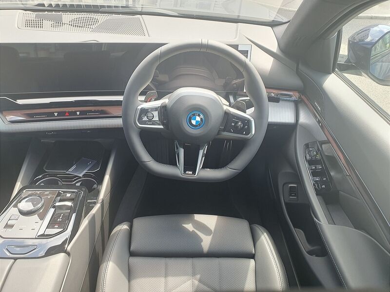 More views of BMW 5-Series