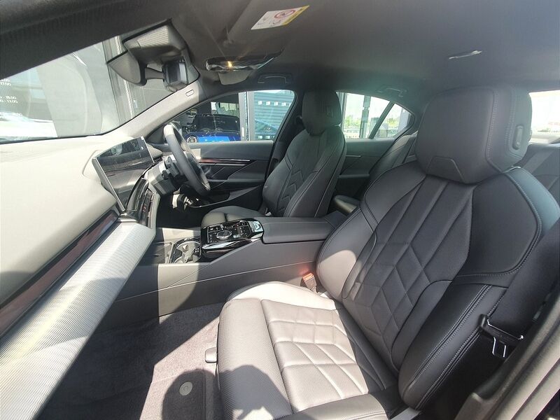 More views of BMW 5-Series