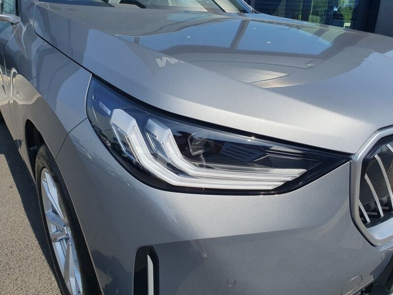 More views of BMW X3