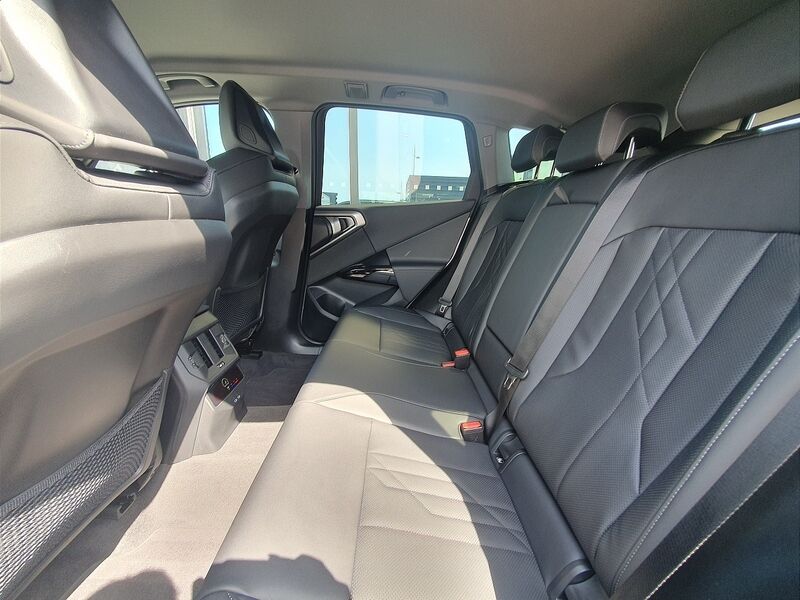 More views of BMW X3