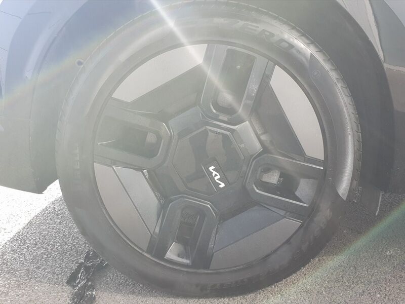 More views of Kia EV9