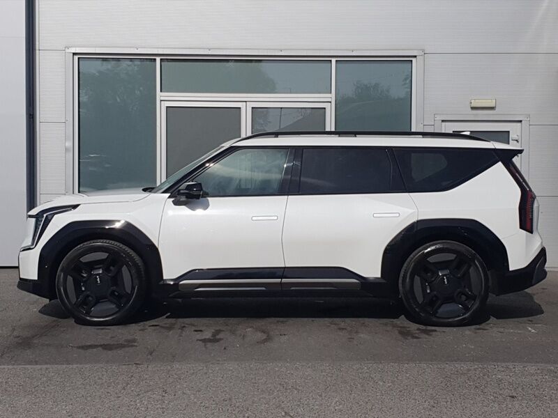 More views of Kia EV9