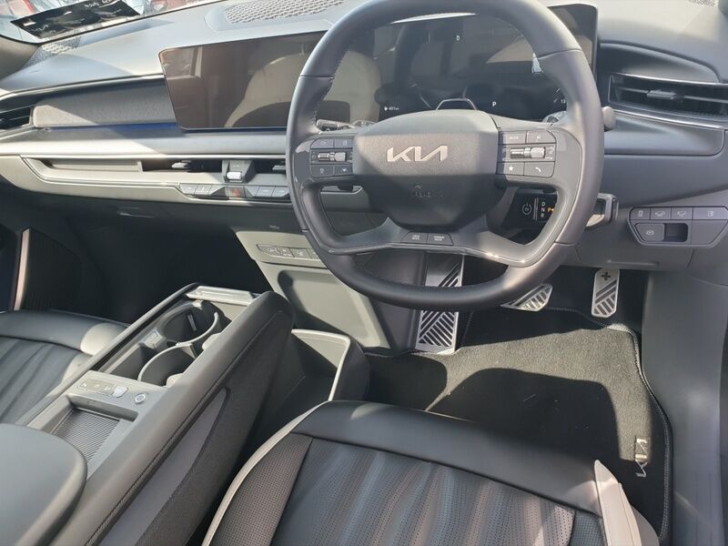 More views of Kia EV9