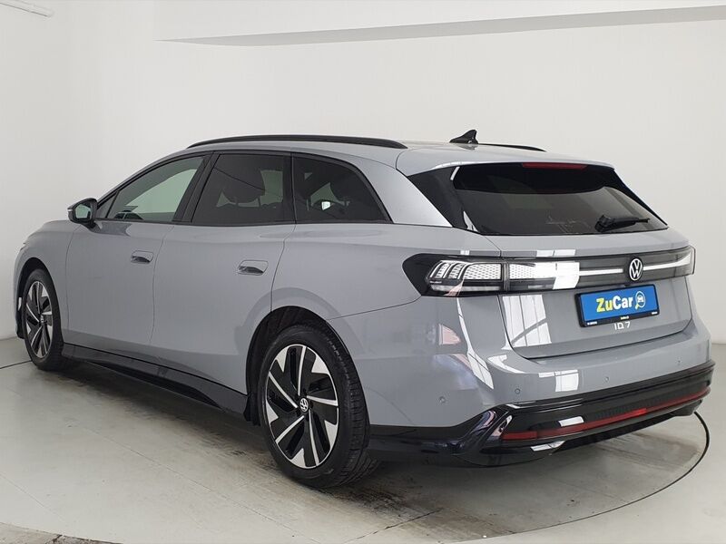 More views of Volkswagen ID.7