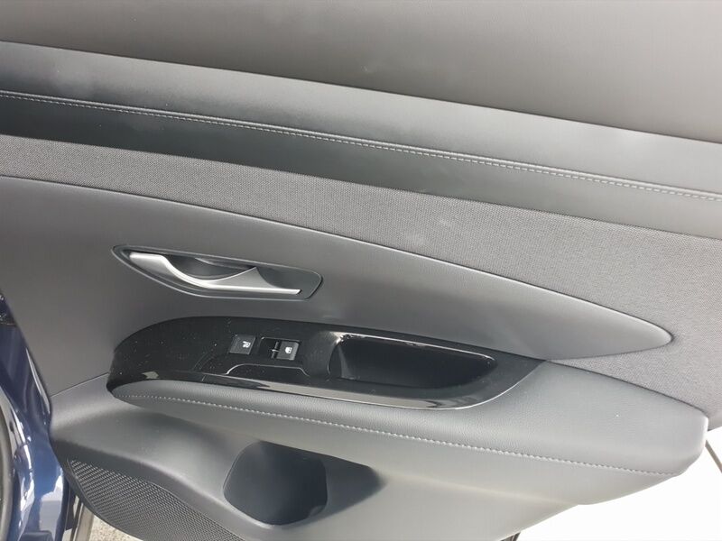 More views of Hyundai Tucson