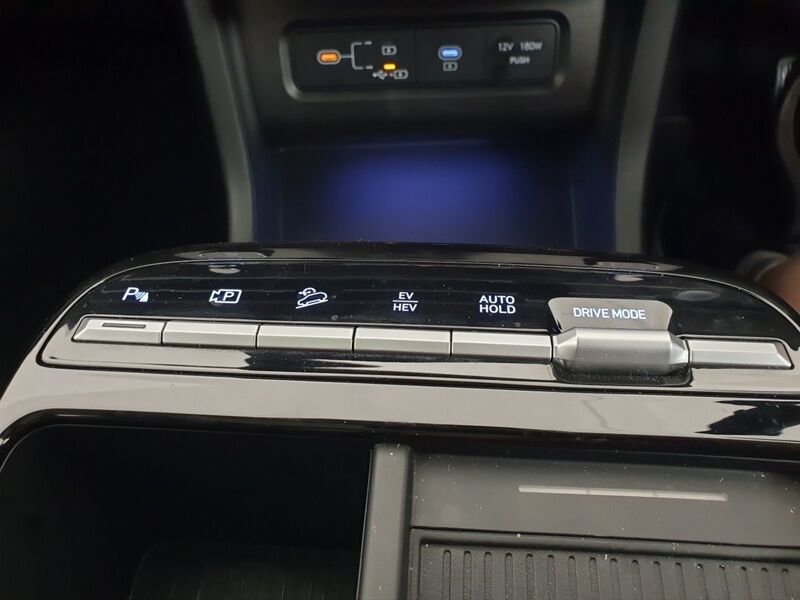 More views of Hyundai Tucson