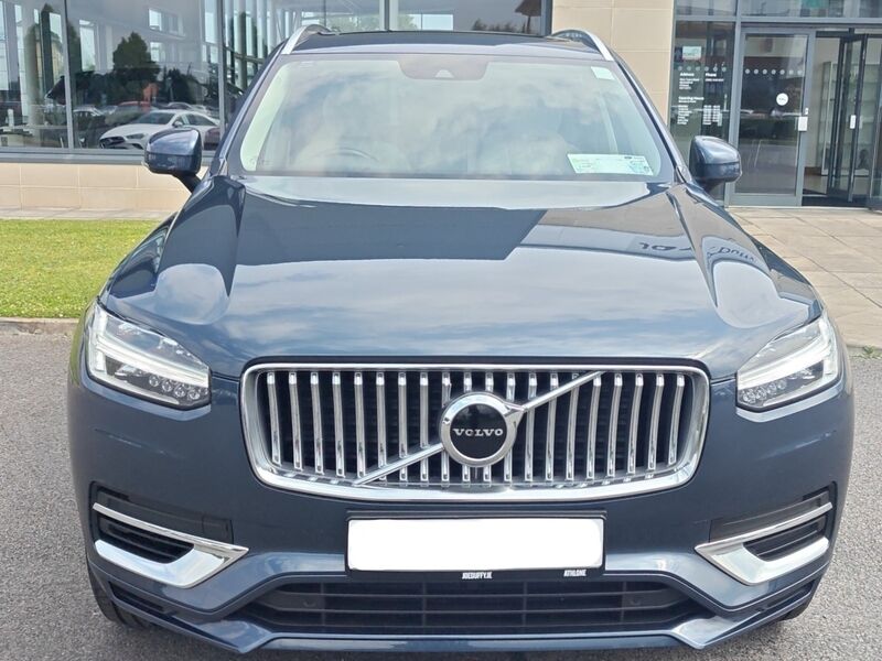 More views of Volvo XC90
