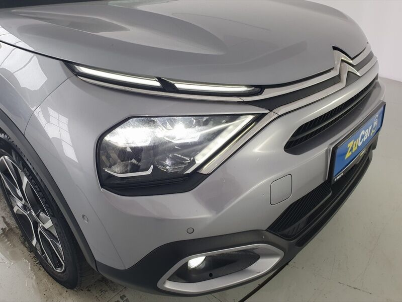 More views of Citroen e-C4 X