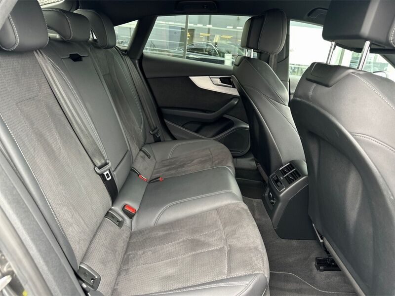 More views of Audi A5