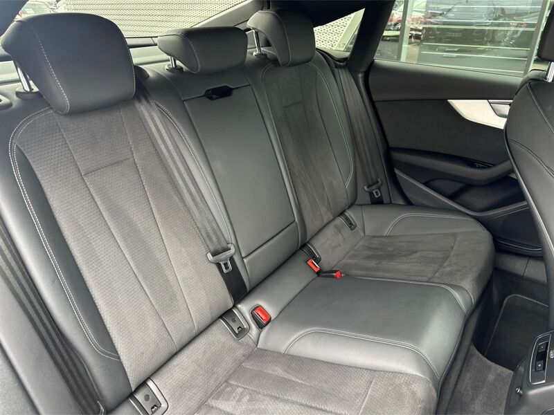 More views of Audi A5