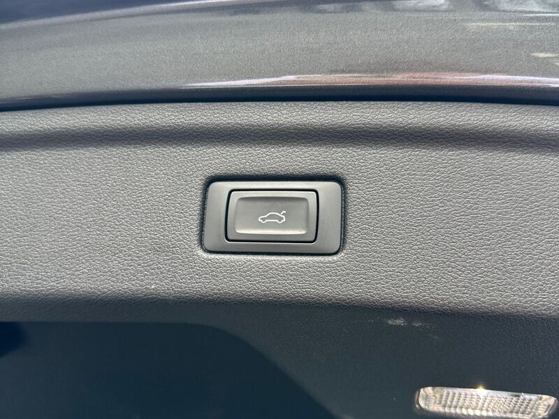 More views of Audi A5