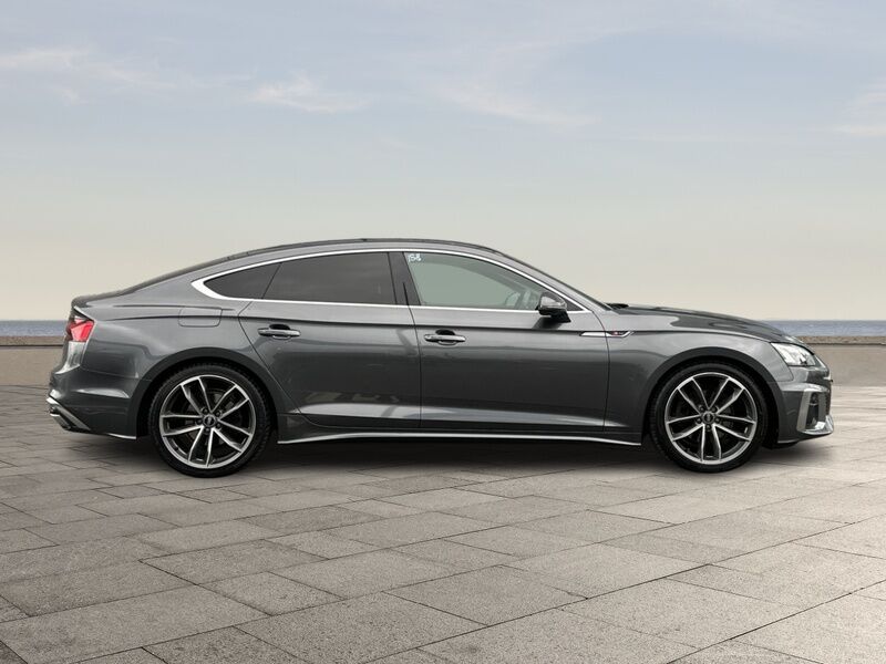 More views of Audi A5