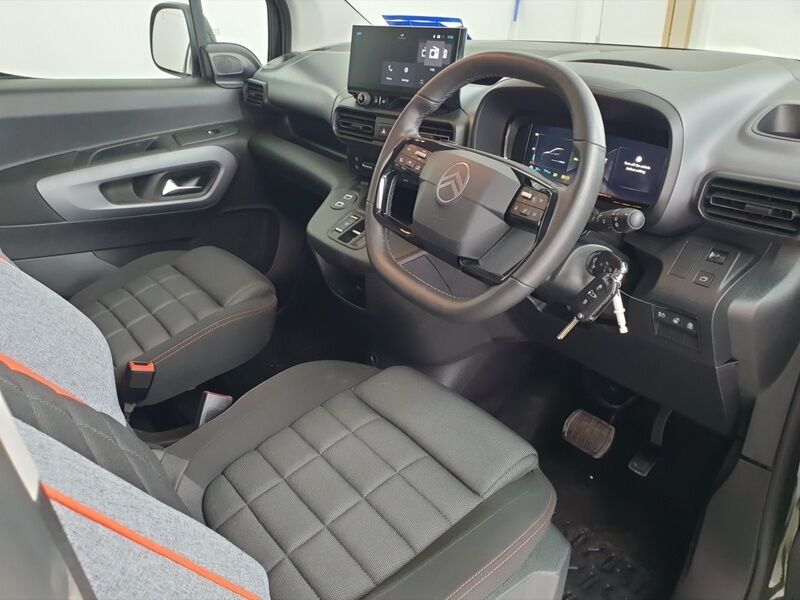 More views of Citroen Berlingo