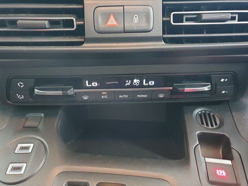 More views of Citroen Berlingo