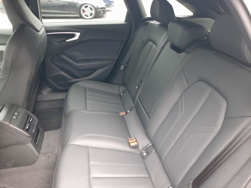 More views of Audi A5