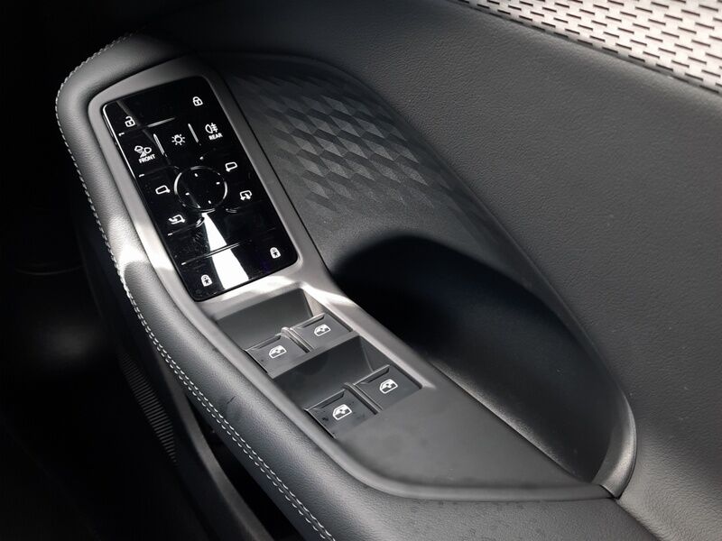 More views of Audi A5