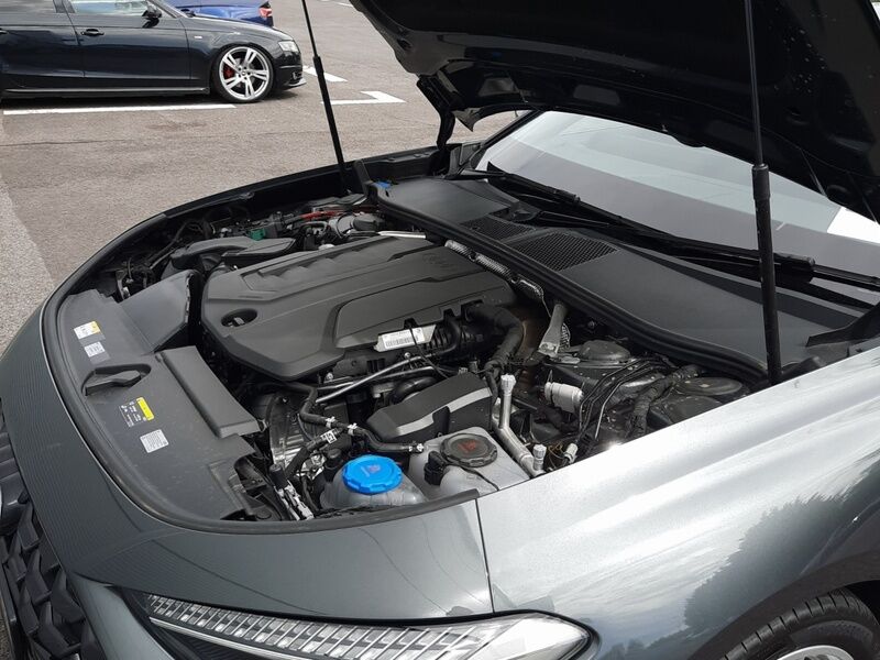 More views of Audi A5