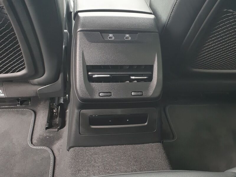 More views of Audi A5