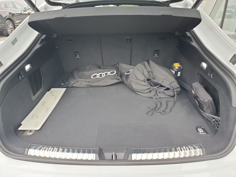More views of Audi A5