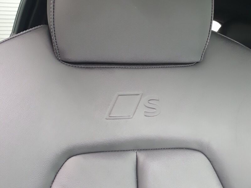 More views of Audi A5