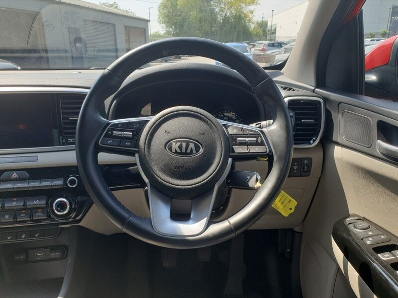 More views of Kia Sportage