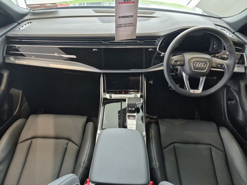 More views of Audi Q8