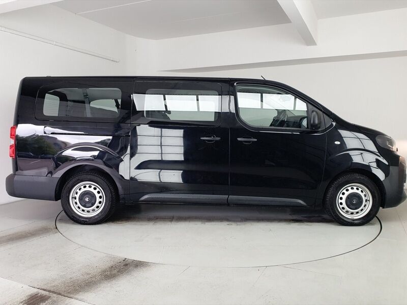 More views of Citroen Spacetourer