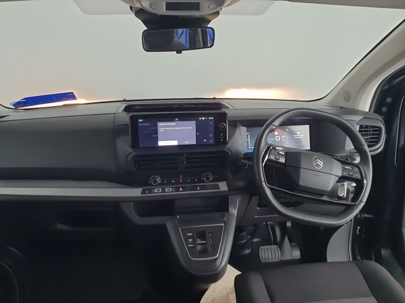 More views of Citroen Spacetourer