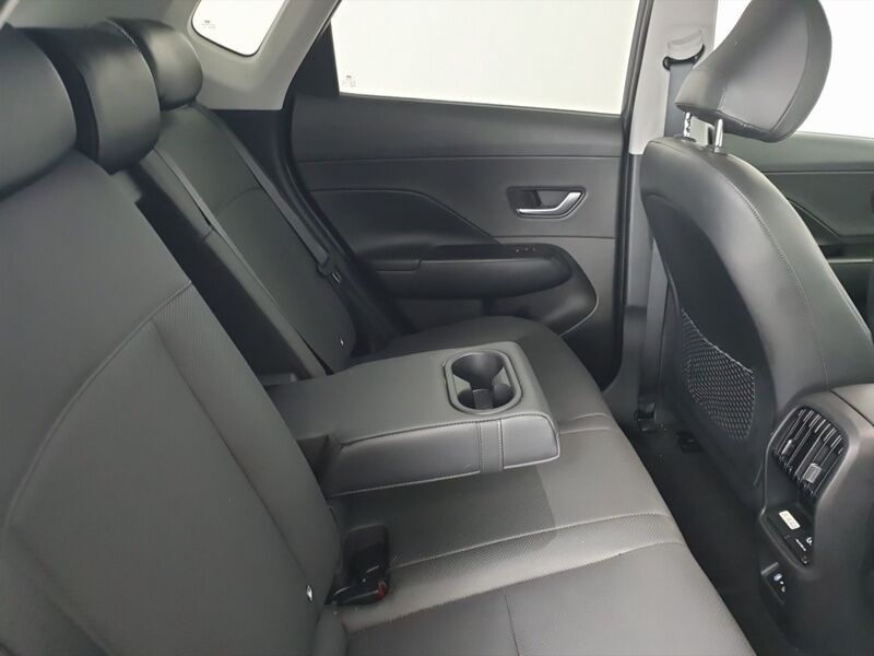 More views of Hyundai KONA